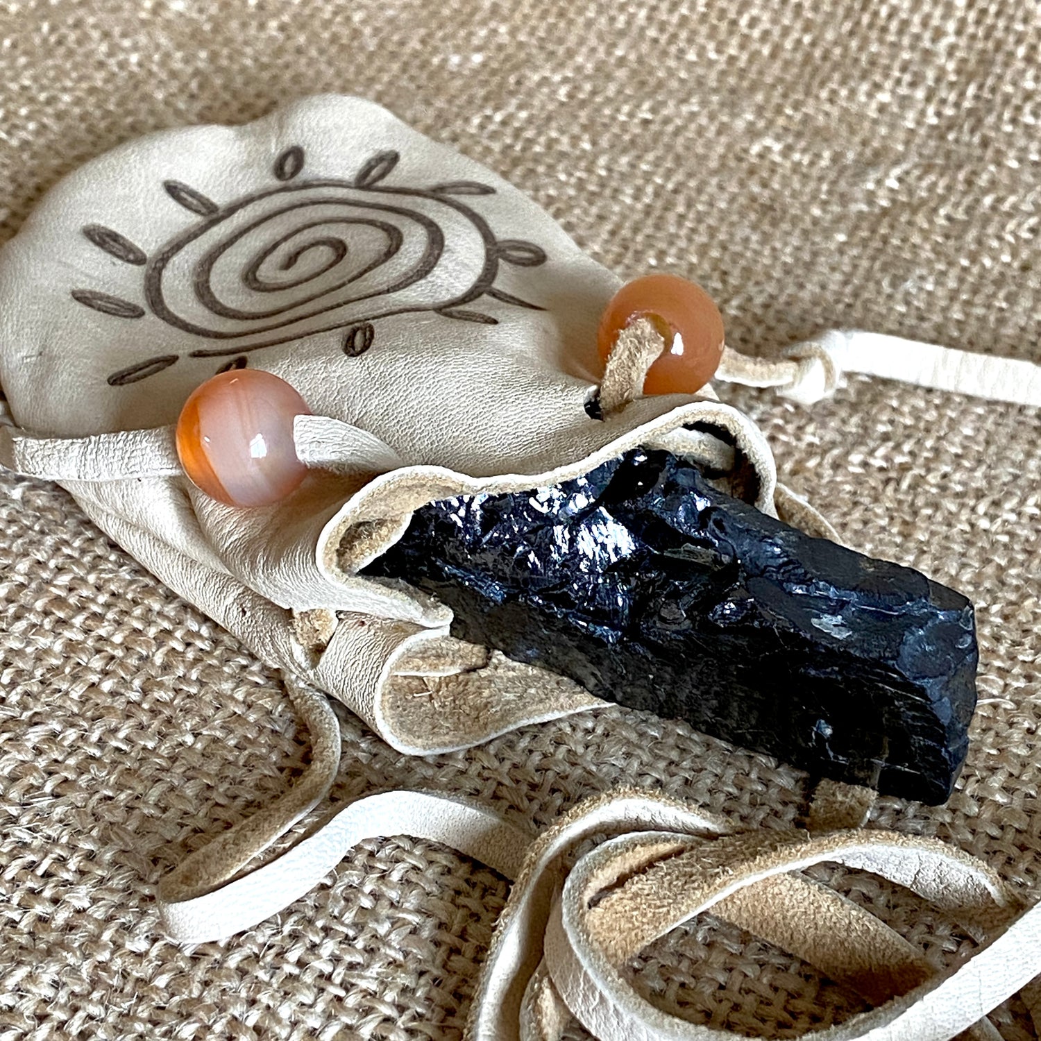Shungite Queen gift pouch elite nugget