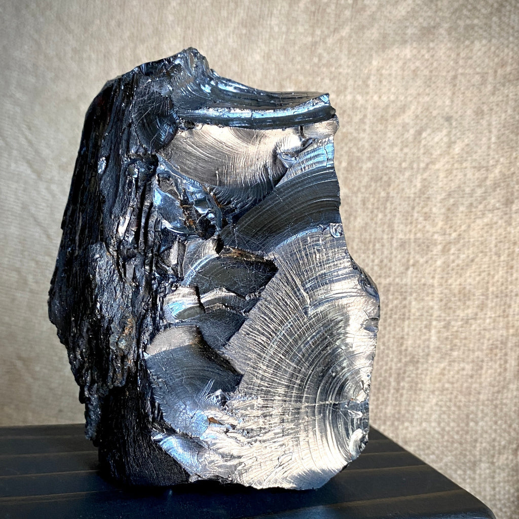 Elite Shungite Nugget 606g | On Black Shungite Slab 3