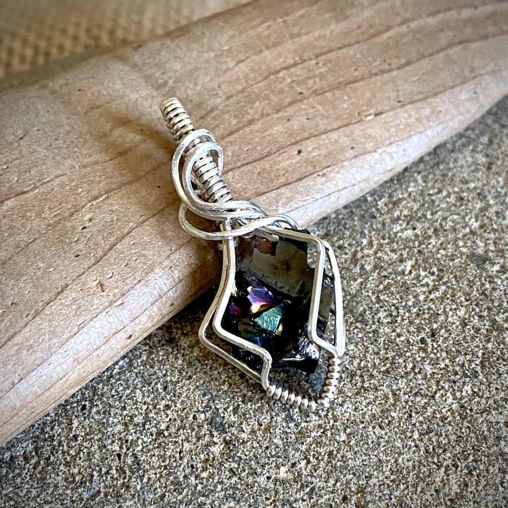 Elite Shungite Pendant | 3.1 g Woven Argentium Silver Setting