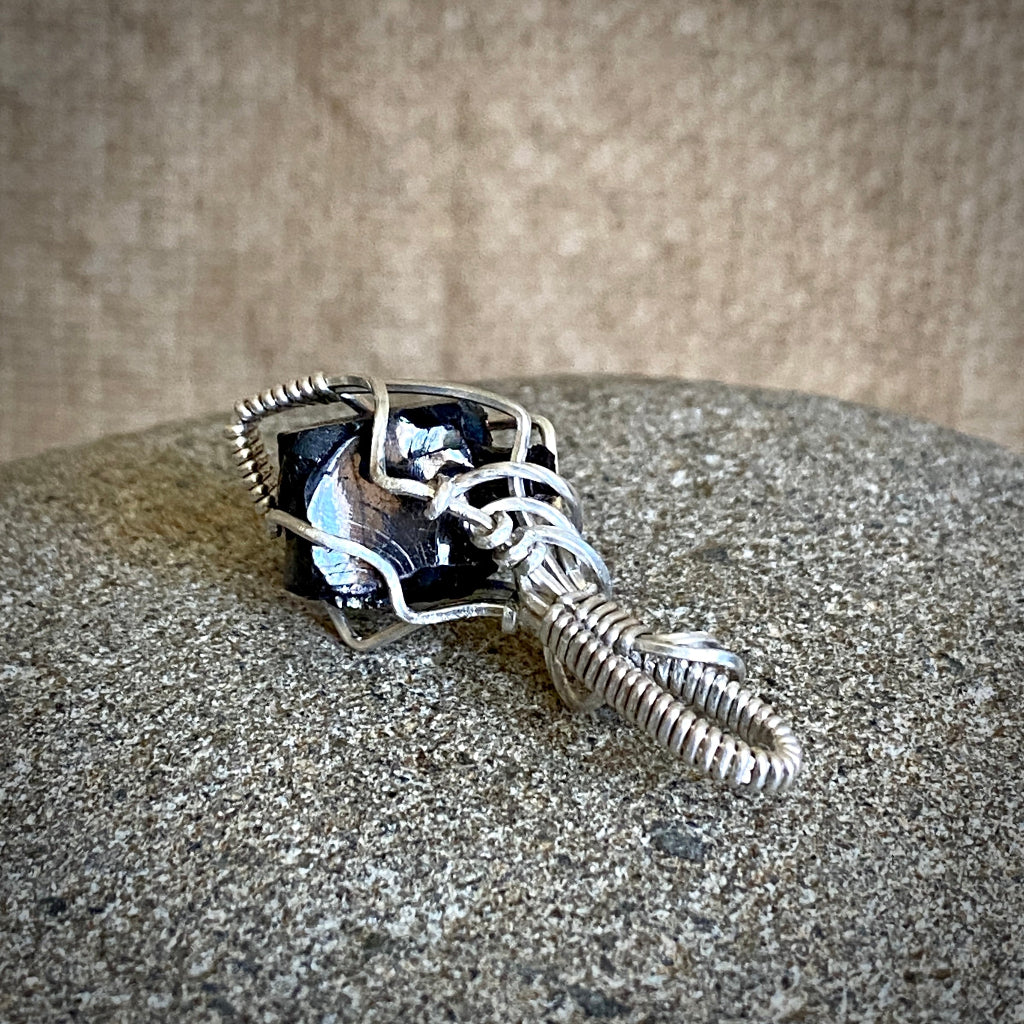 Elite Shungite Pendant | 3.1 g Woven Argentium Silver Setting back