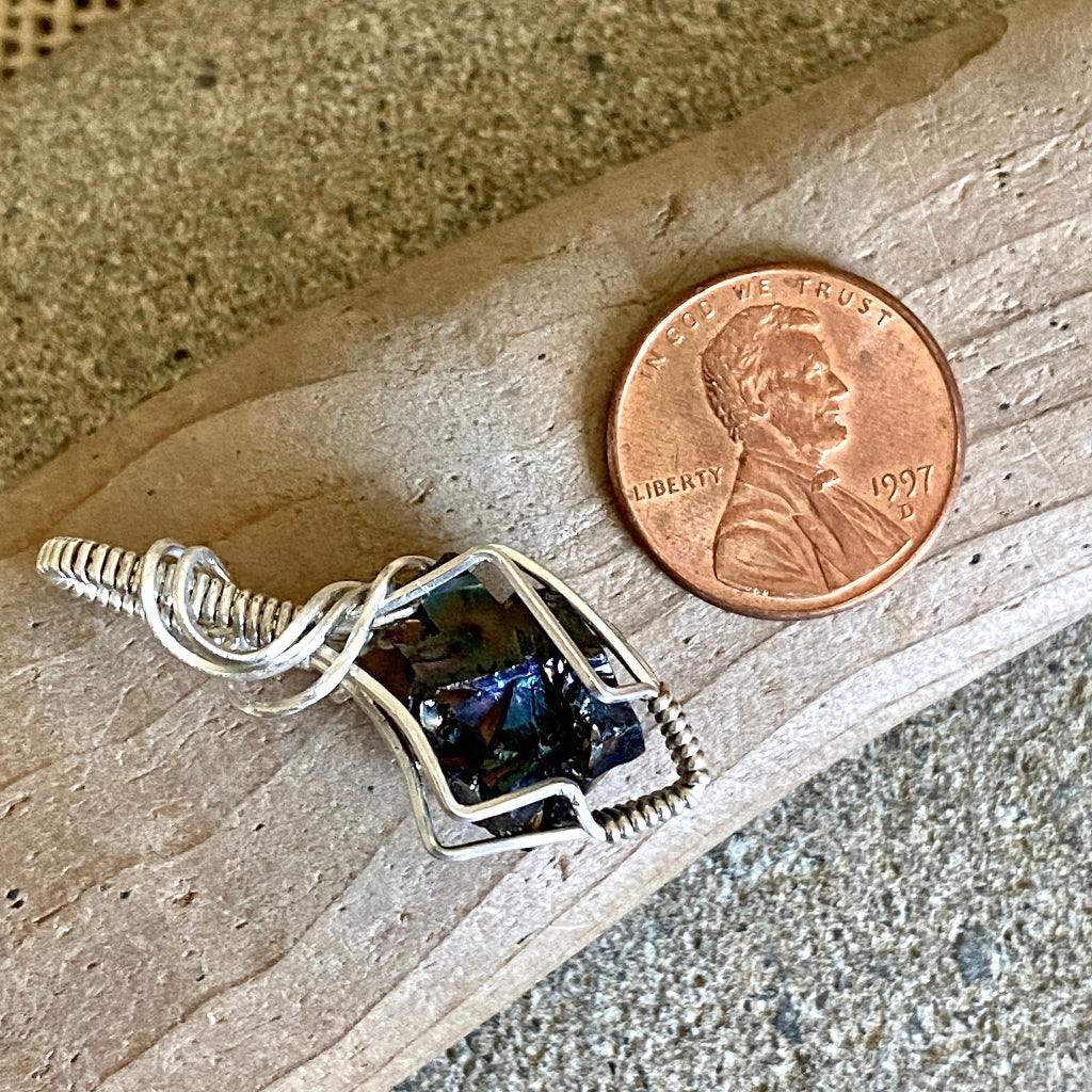 Elite Shungite Pendant | 3.1 g Woven Argentium Silver Setting penny