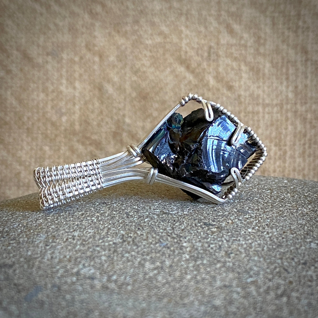 Elite Shungite Pendant | 7.8 g Woven Argentium Silver Setting Side