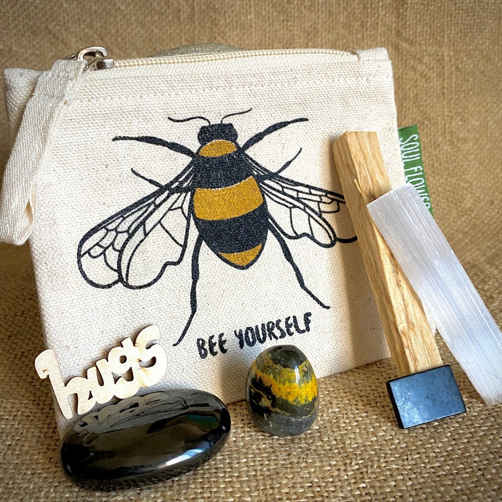 Shungite Set Bee Zipper Pouch, Bumblebee Jasper, Selenite, Palo Santo