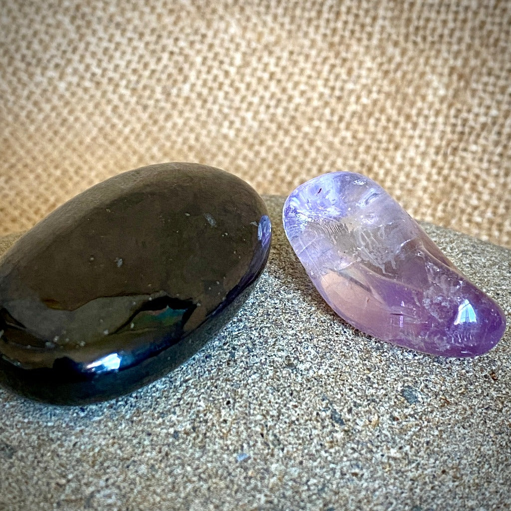 Shungite Palm Stone with Tumbled Amethyst in Elk Leather Neck Pouch