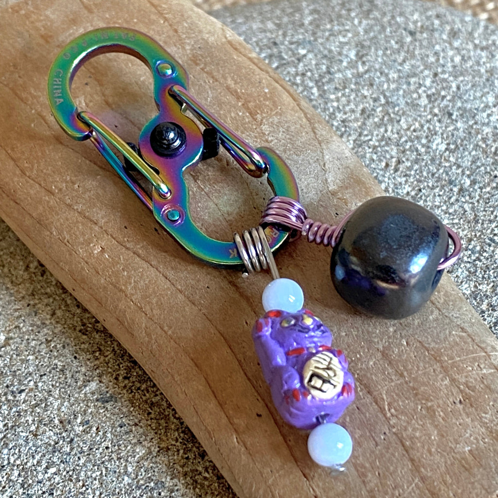 Shungite Clip-On for Pets | Rounded Cube Bead, Purple Lucky Cat Charm 3