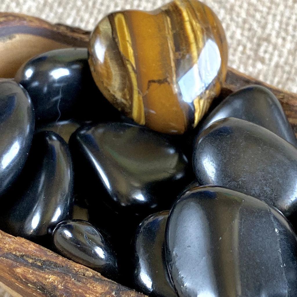 Tumbled Shungite Stones w/Tiger's Eye Heart in Olive Wood Bowl - Shungite Queen