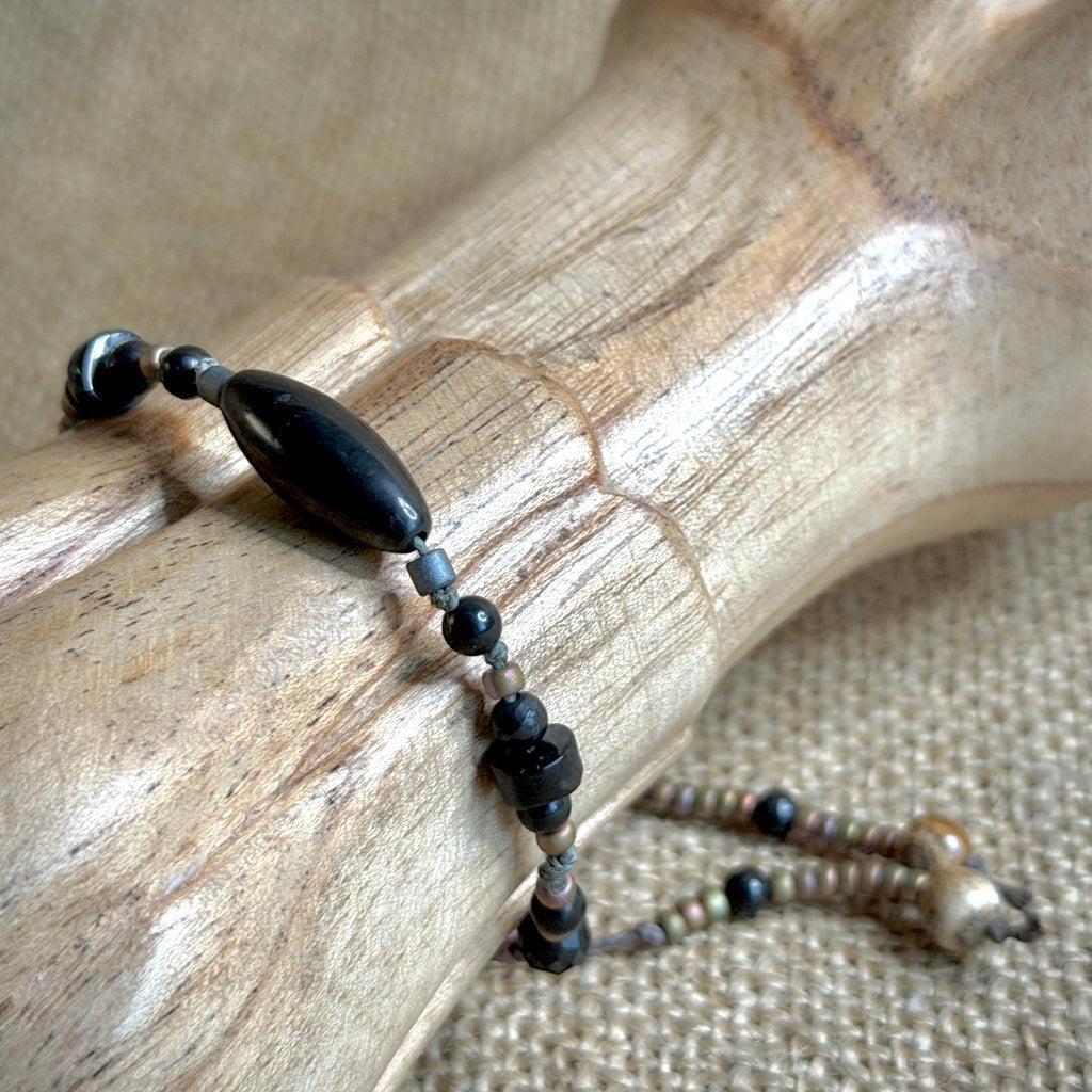 Dangly Adjustable Beaded Shungite Bracelet | Shungite Array on Camo Hemp