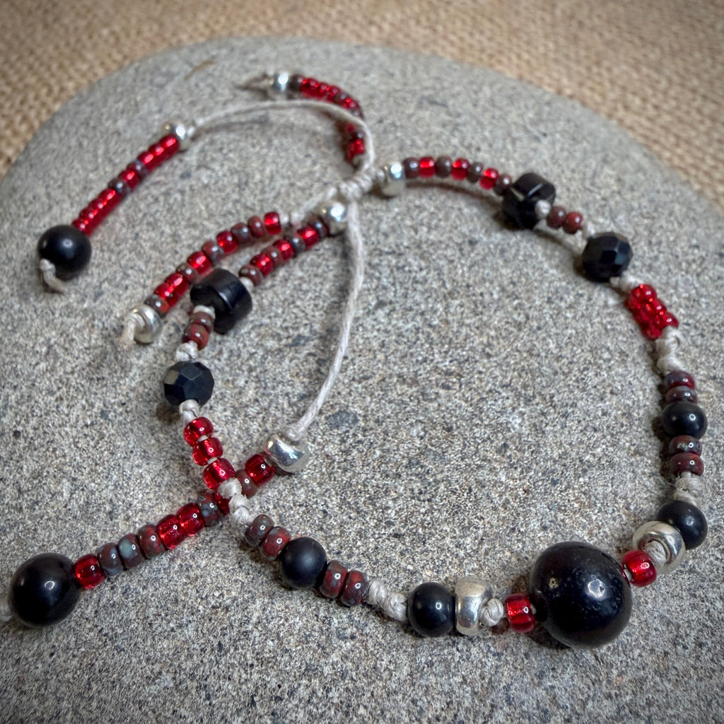 Dangly Adjustable Beaded Shungite Bracelet | Red & Black, Linen Cord