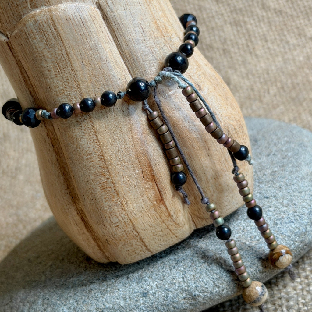 Dangly Adjustable Beaded Shungite Bracelet | Shungite Array on Camo Hemp 2