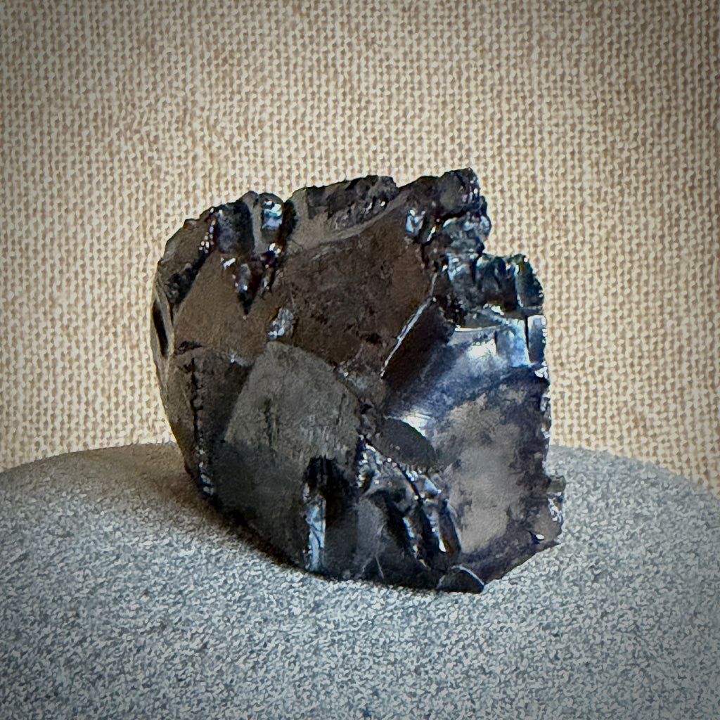 Elite Shungite Nugget 80g | On Black Shungite Slab 4