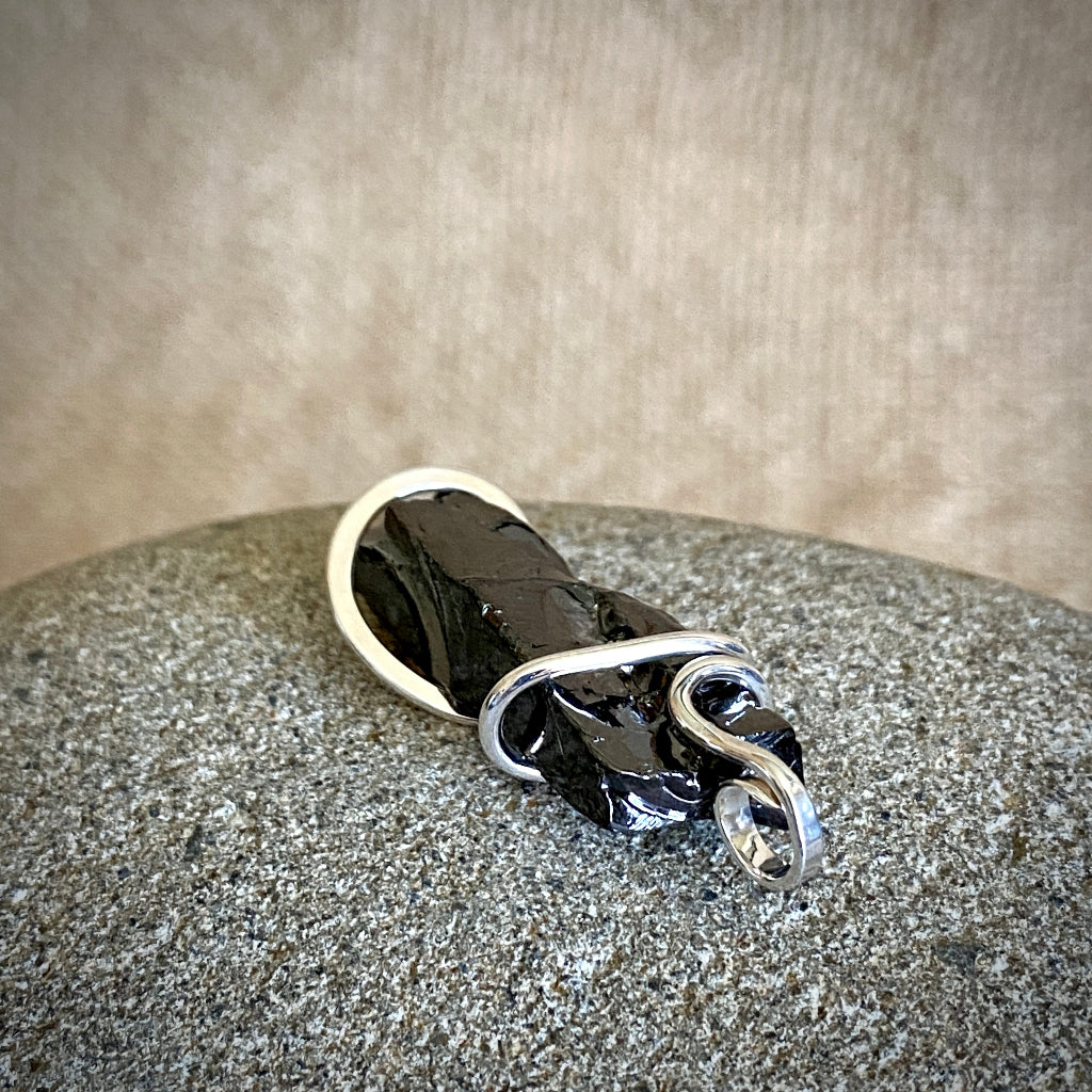 Elite Shungite Pendant | 3.7 g Hand Forged Sterling Silver Setting back