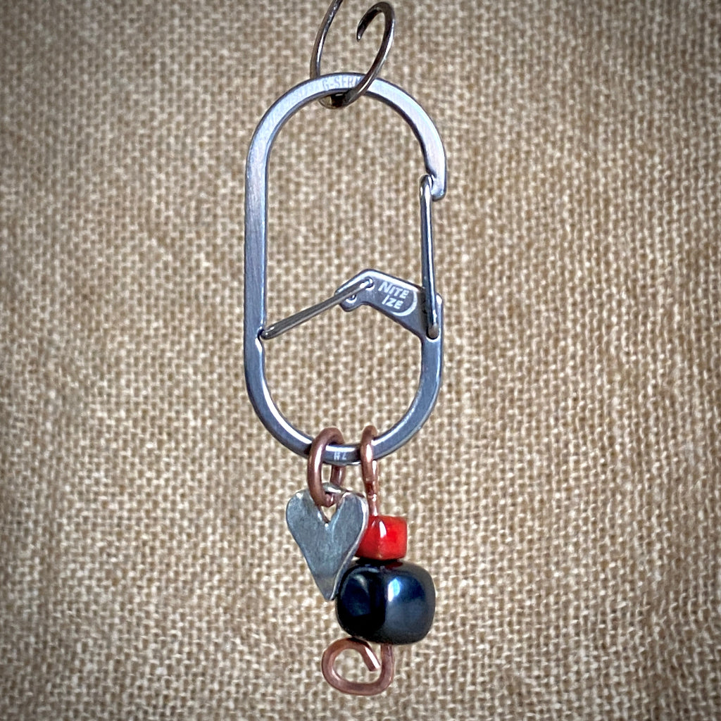 Shungite Clip-On for BIG Dog | Rounded Cube Bead, Heart, Copper Wire