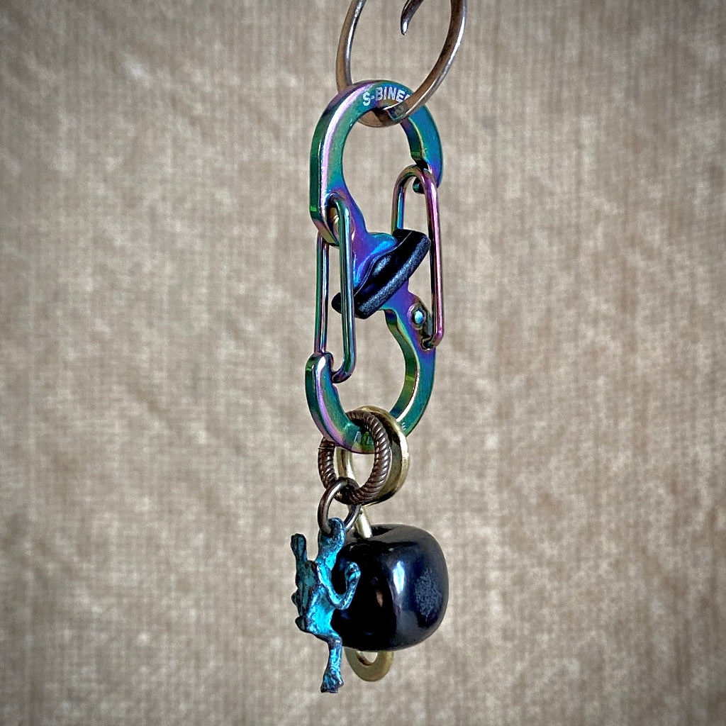 Shungite Clip-On for Pets | Square Bead, Green Frog Charm, Brass Wire 3