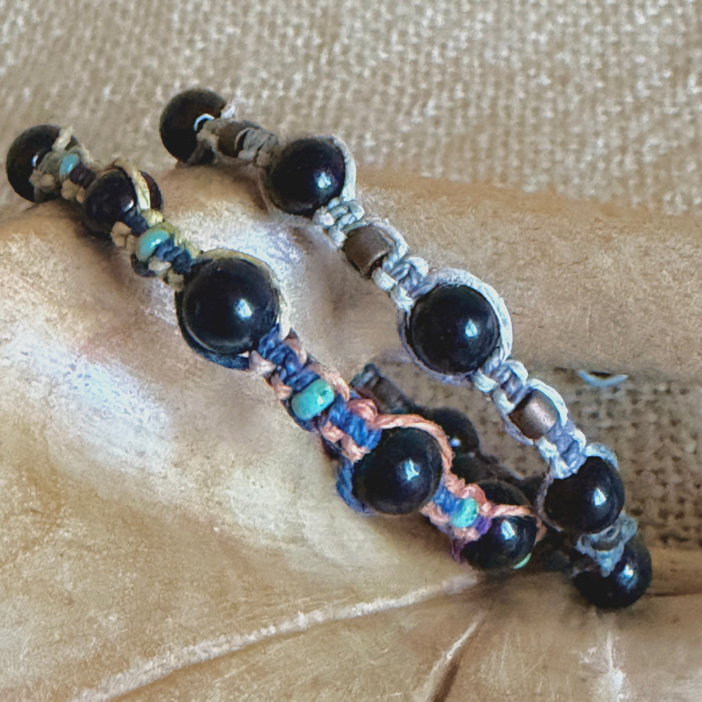 Shungite Macrame Bracelet with Variegated Hemp closeup