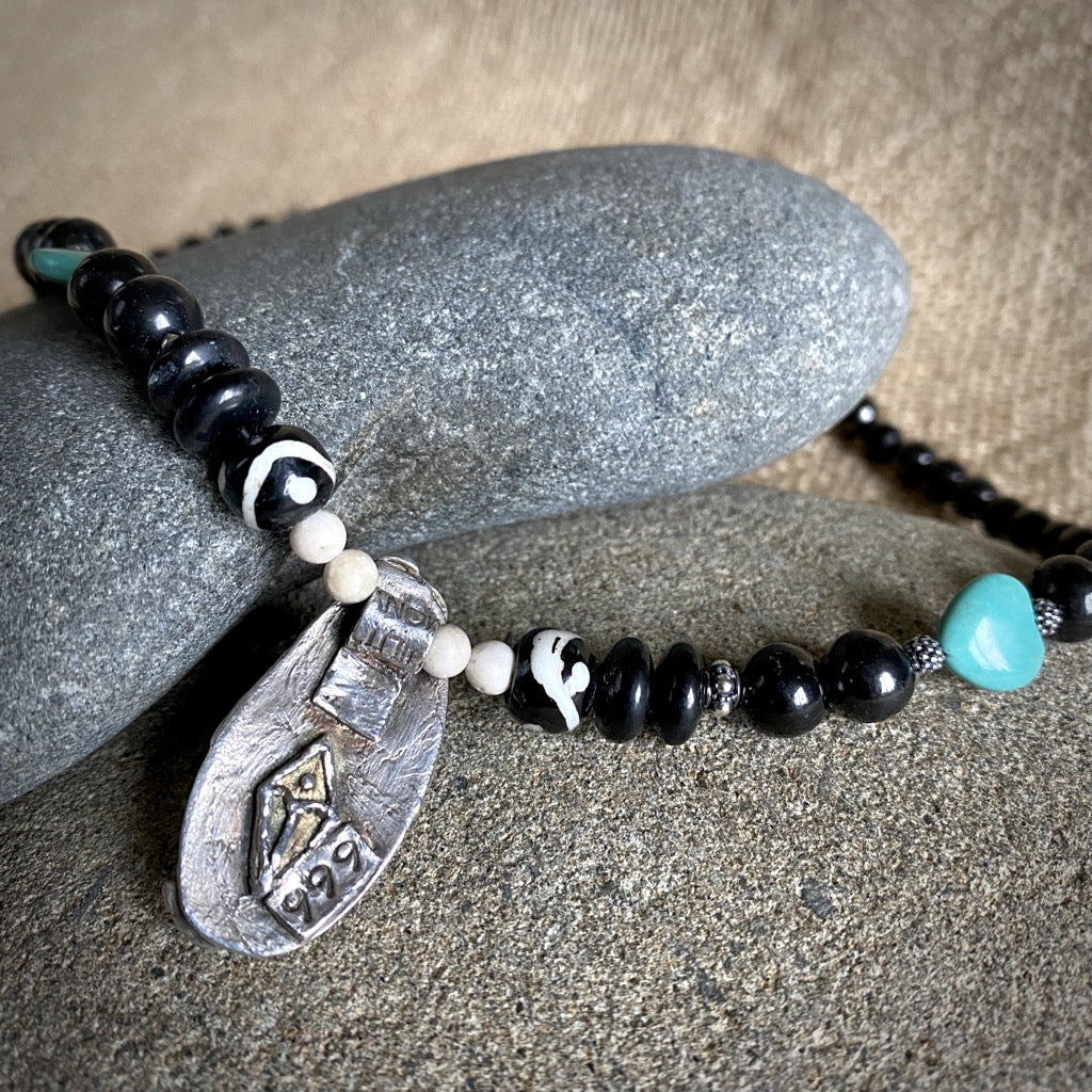 Shungite Necklace w/Juggling Hearts Cat Pendant, Turquoise Heart Beads