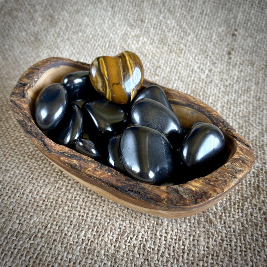Tumbled Shungite Stones w/Tiger's Eye Heart in Olive Wood Bowl - Shungite Queen